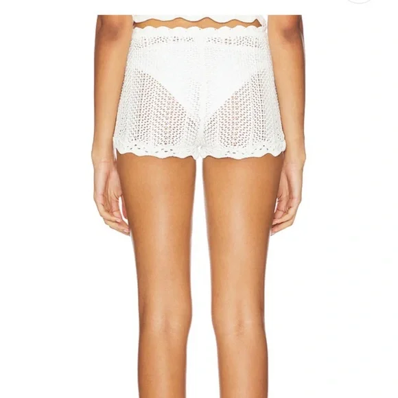 Mirtilla Short in WhiteTularosa